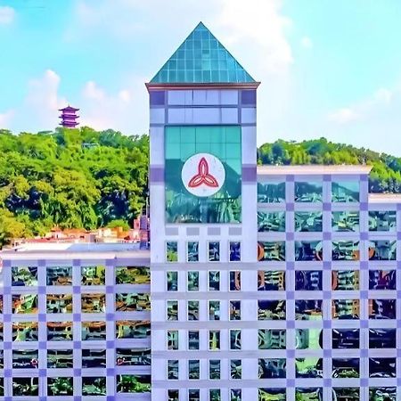 Fenggang Gladden Hotel Tiantangwei Exterior photo